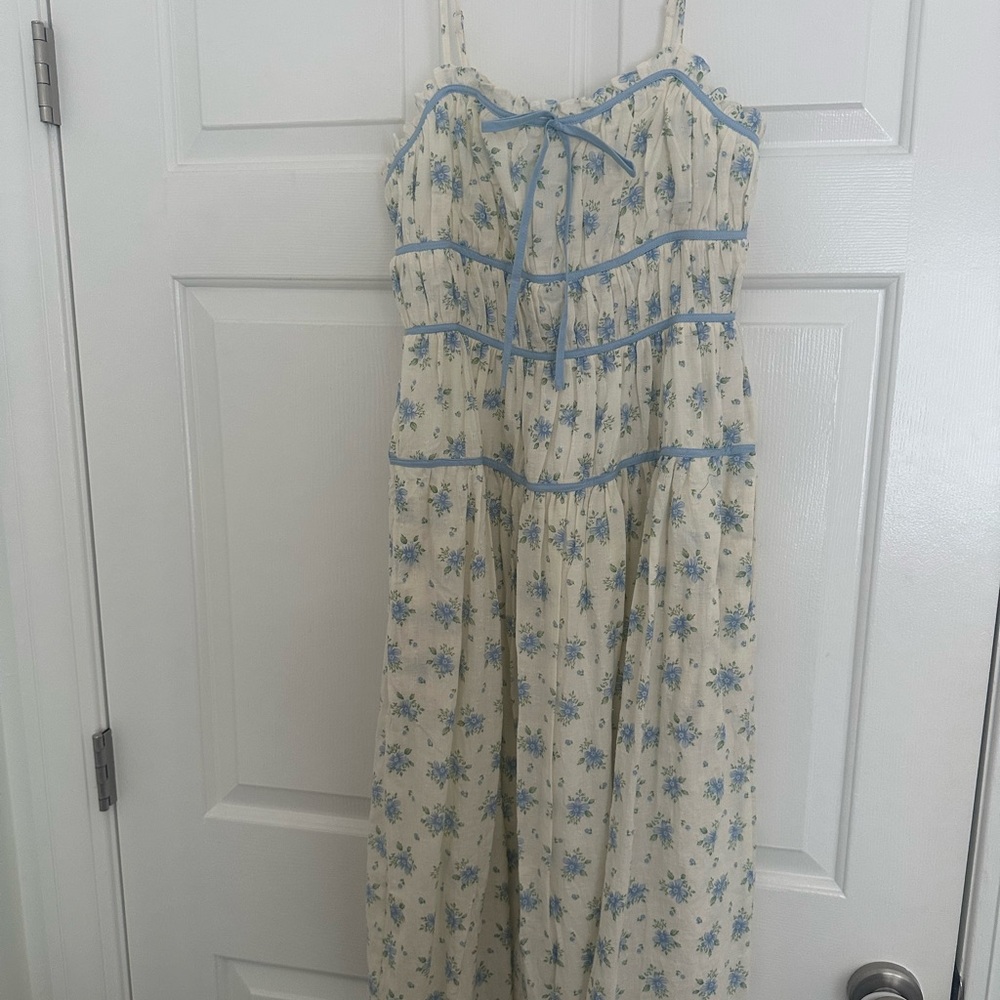Storia Blue and Cream Floral Dress